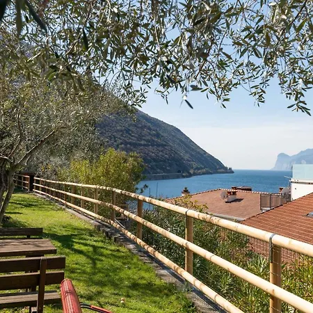 Torbole Hotel apartamentowy Torbole Sul Garda