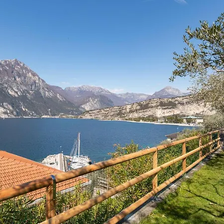 Torbole Aparthotel 3*