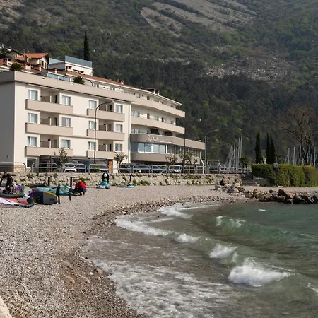 Torbole 3*